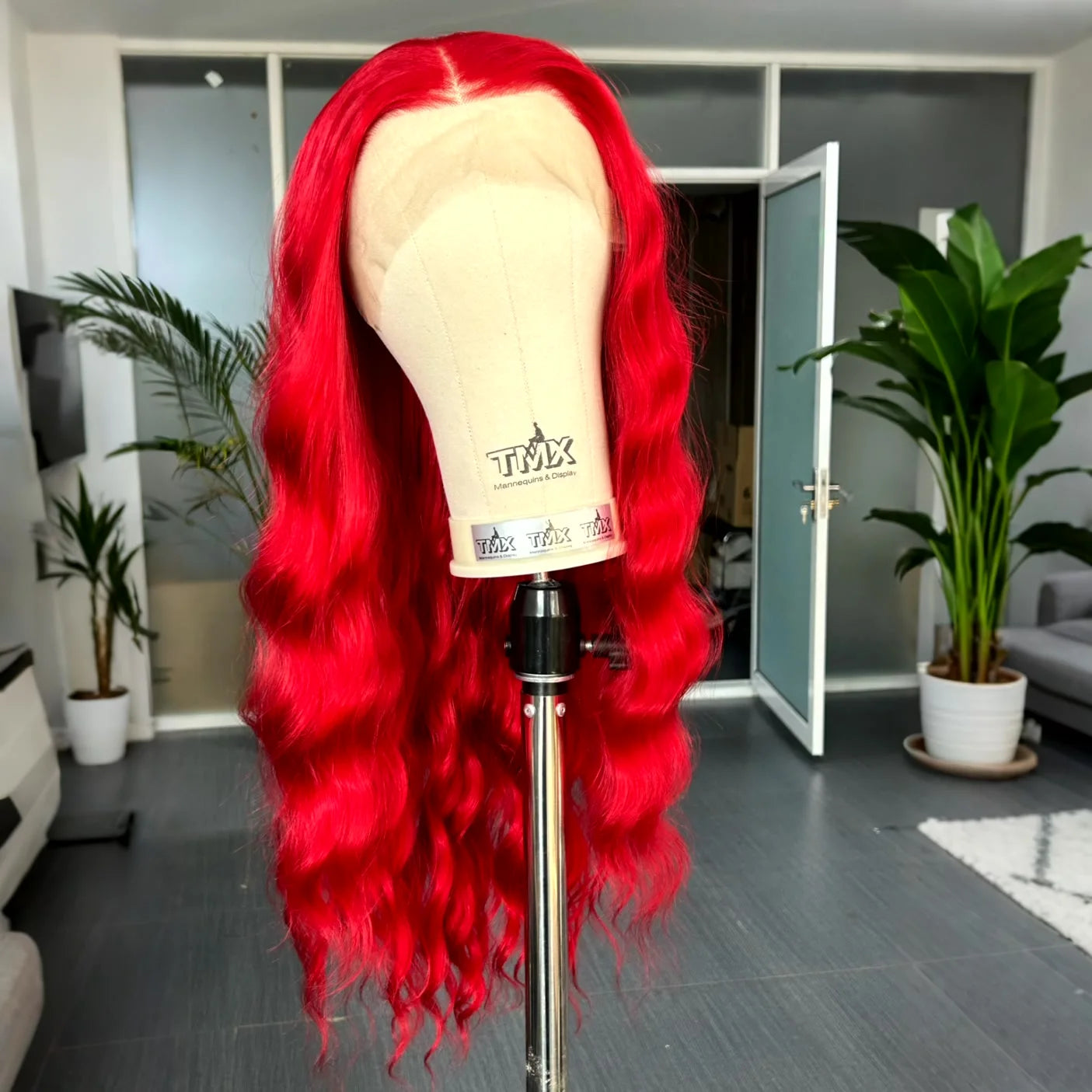 Long Red Wavy Wigs for Women Synthetic Hair Middle Part Natural Curly Loose Deep Wave 13X4 Lace Front Wigs for Daily Party